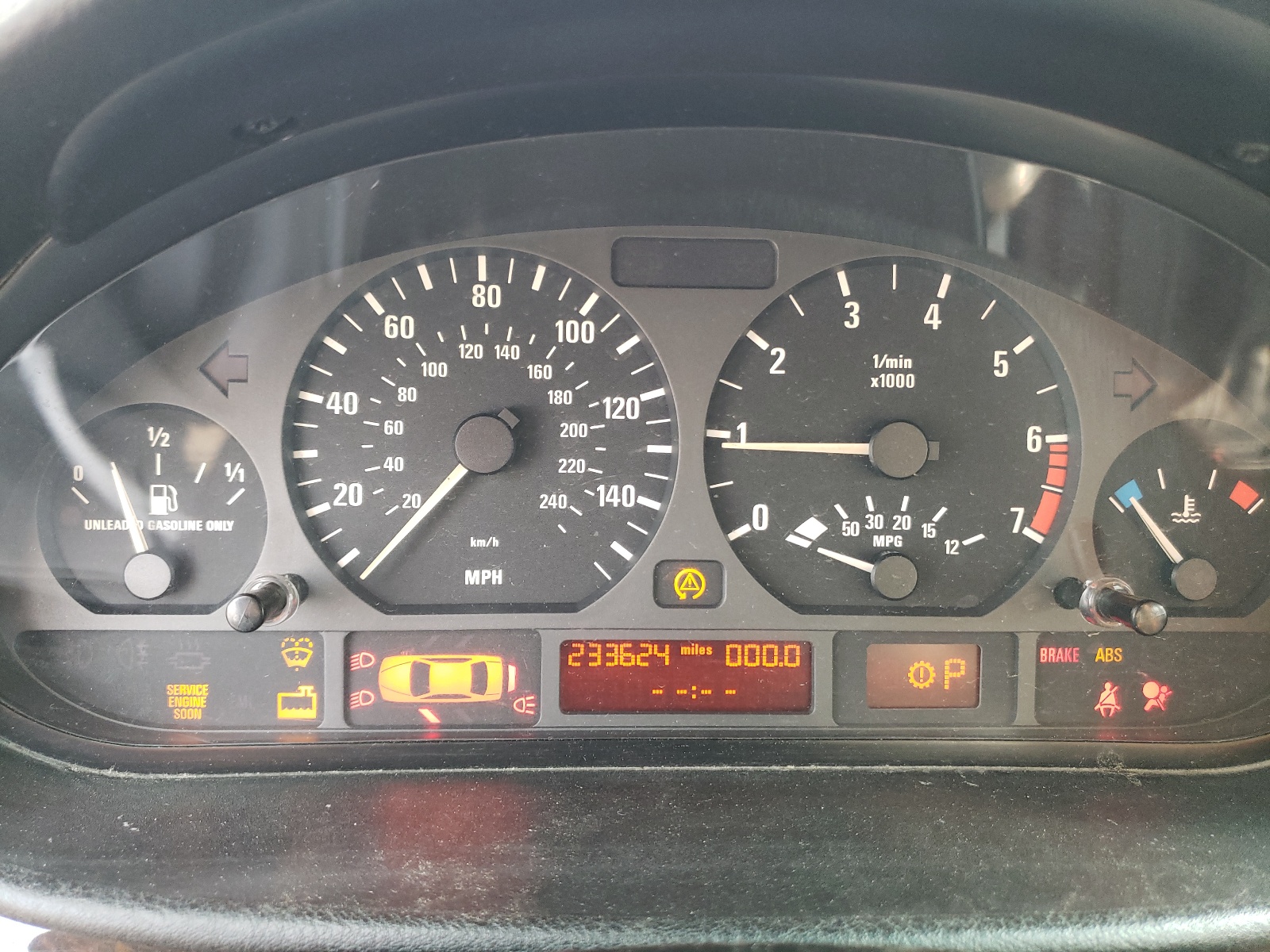 WBAEU33452PF68068 2002 BMW 325 Xi