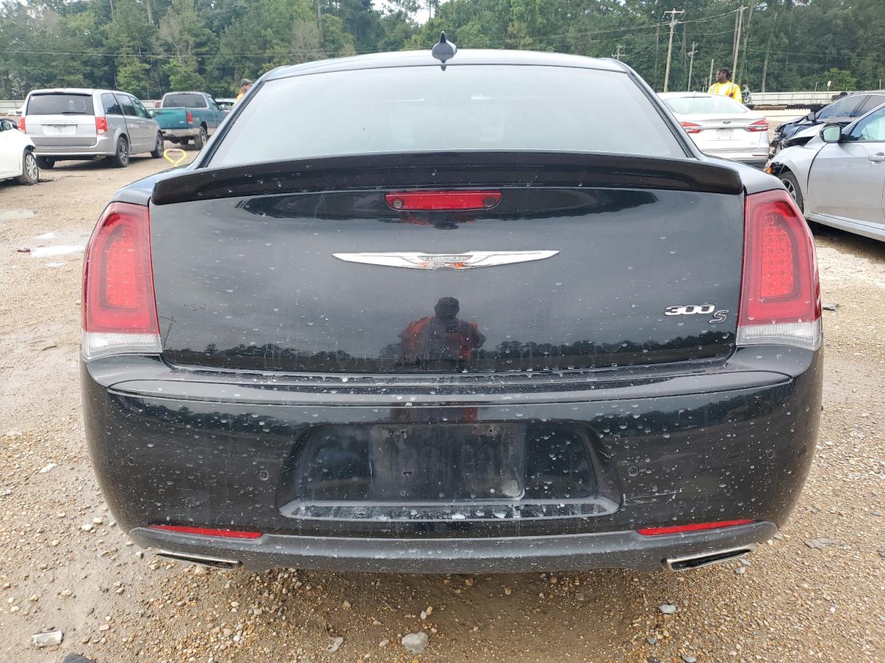 2019 Chrysler 300 S VIN: 2C3CCABTXKH623498 Lot: 64998814
