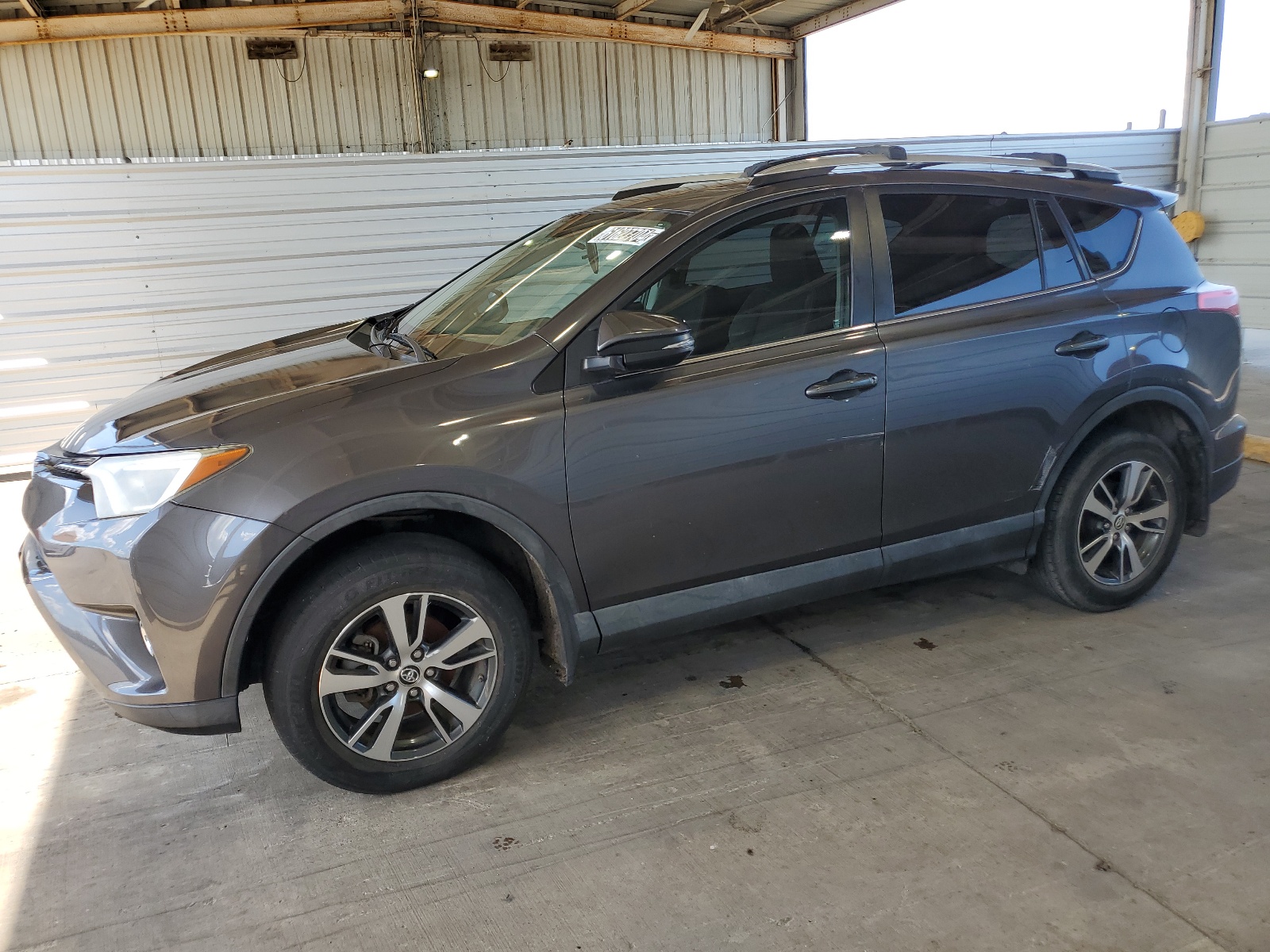 2016 Toyota Rav4 Xle vin: 2T3WFREV2GW250346