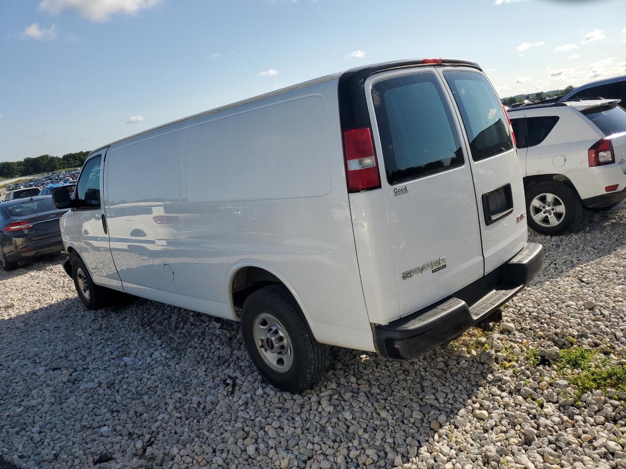 2015 GMC Savana G2500 VIN: 1GTW7GCFXF1267146 Lot: 62925744