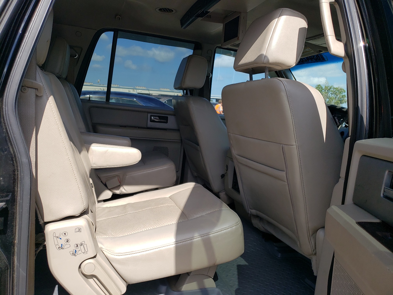 1FMFK19527LA68328 2007 Ford Expedition El Limited