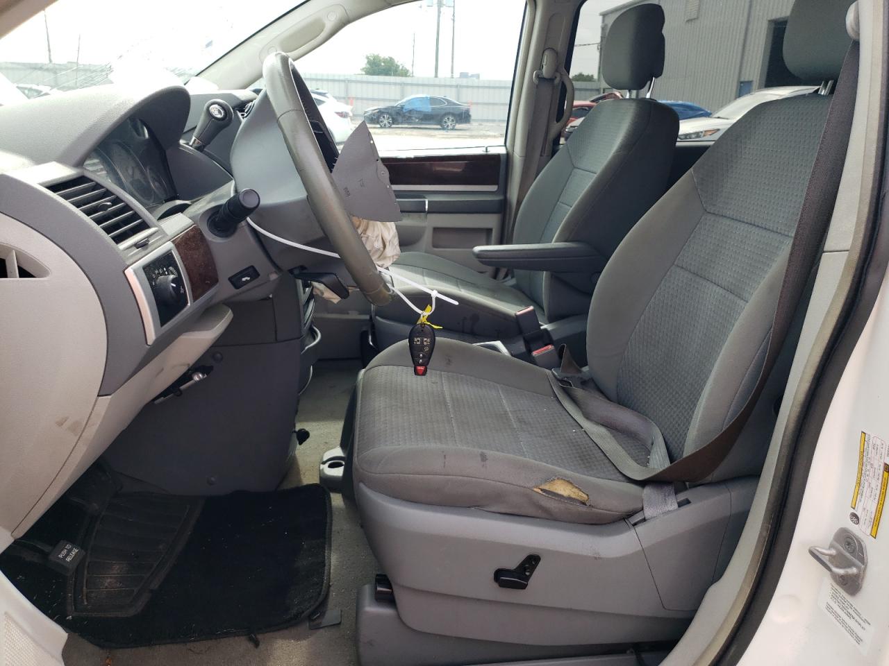 2010 Chrysler Town & Country Touring VIN: 2A4RR5D11AR285628 Lot: 62328914