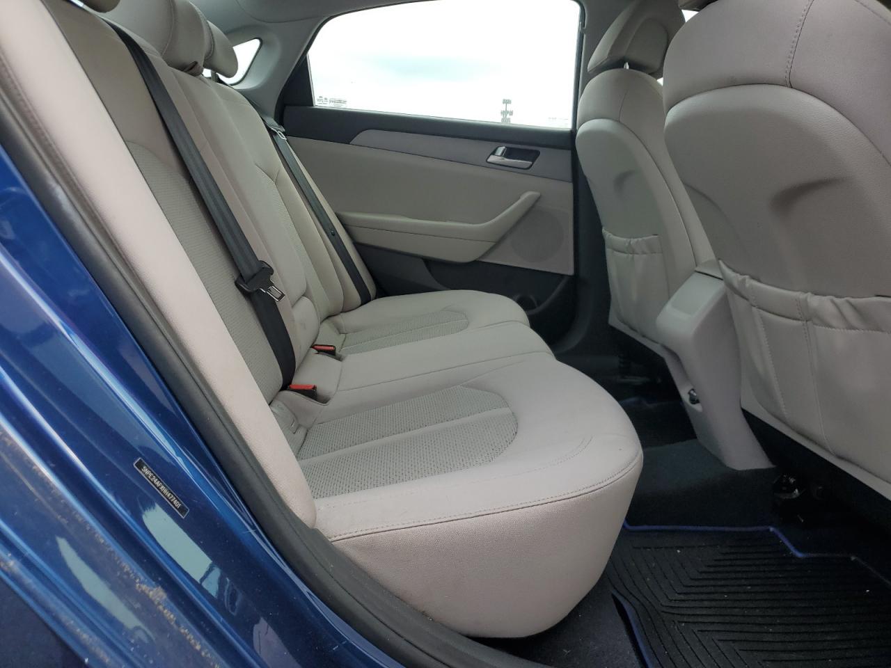 2017 Hyundai Sonata Se VIN: 5NPE24AFXHH477401 Lot: 64369174