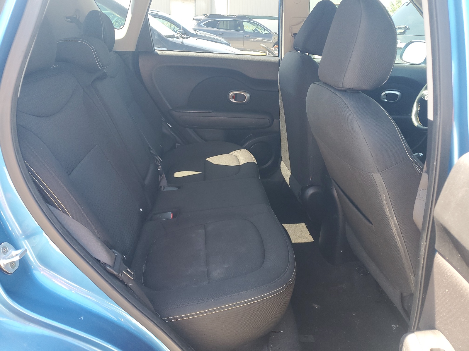 KNDJP3A56G7301529 2016 Kia Soul +