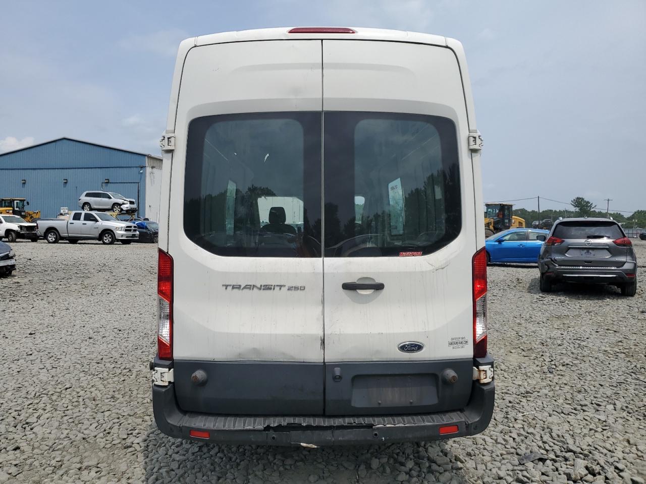 1FTYR2UM2HKA35978 2017 Ford Transit T-250