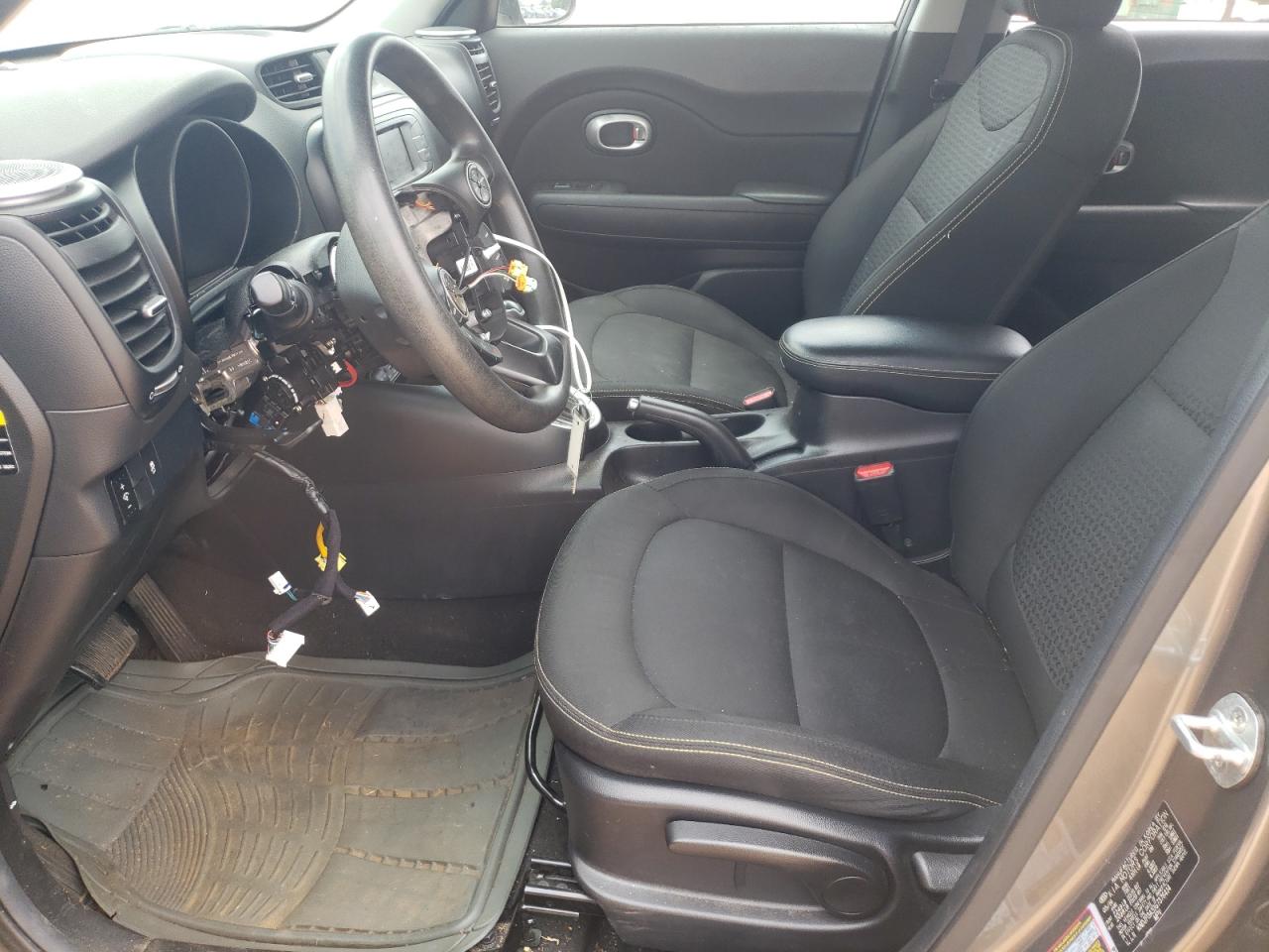 2016 Kia Soul + VIN: KNDJP3A51G7376414 Lot: 61372264