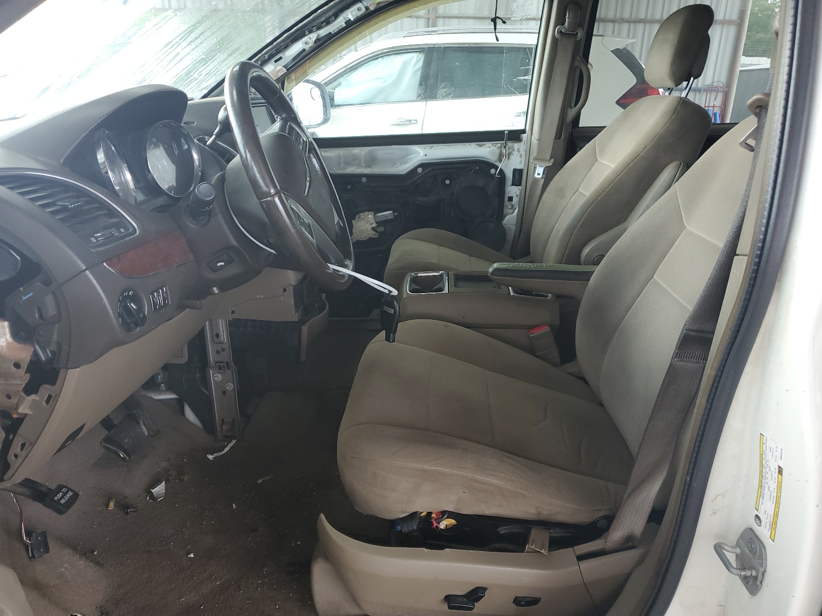 2A4RR5DG8BR659402 2011 Chrysler Town & Country Touring