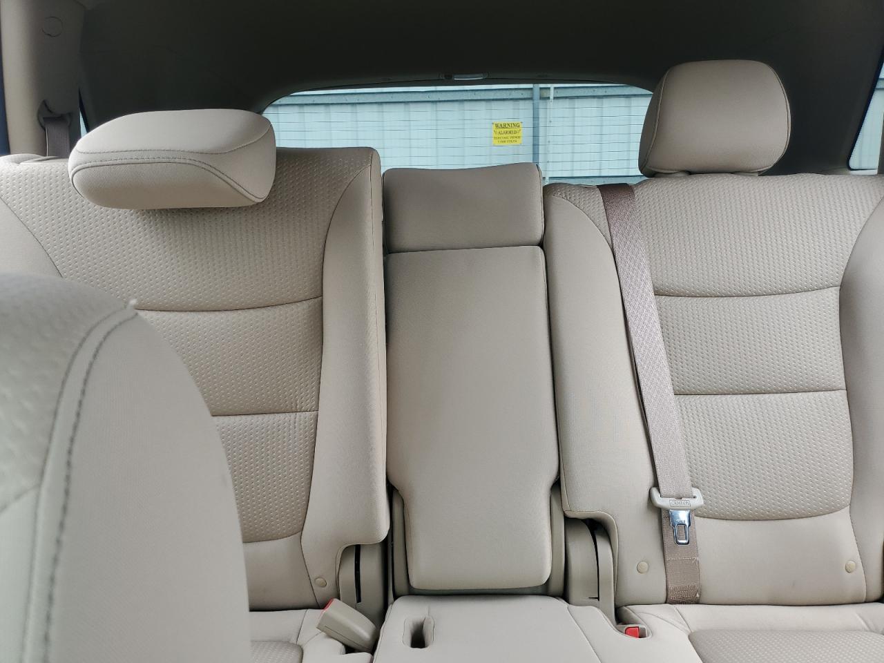 2012 Kia Sorento Base VIN: 5XYKTCA6XCG295823 Lot: 64678584