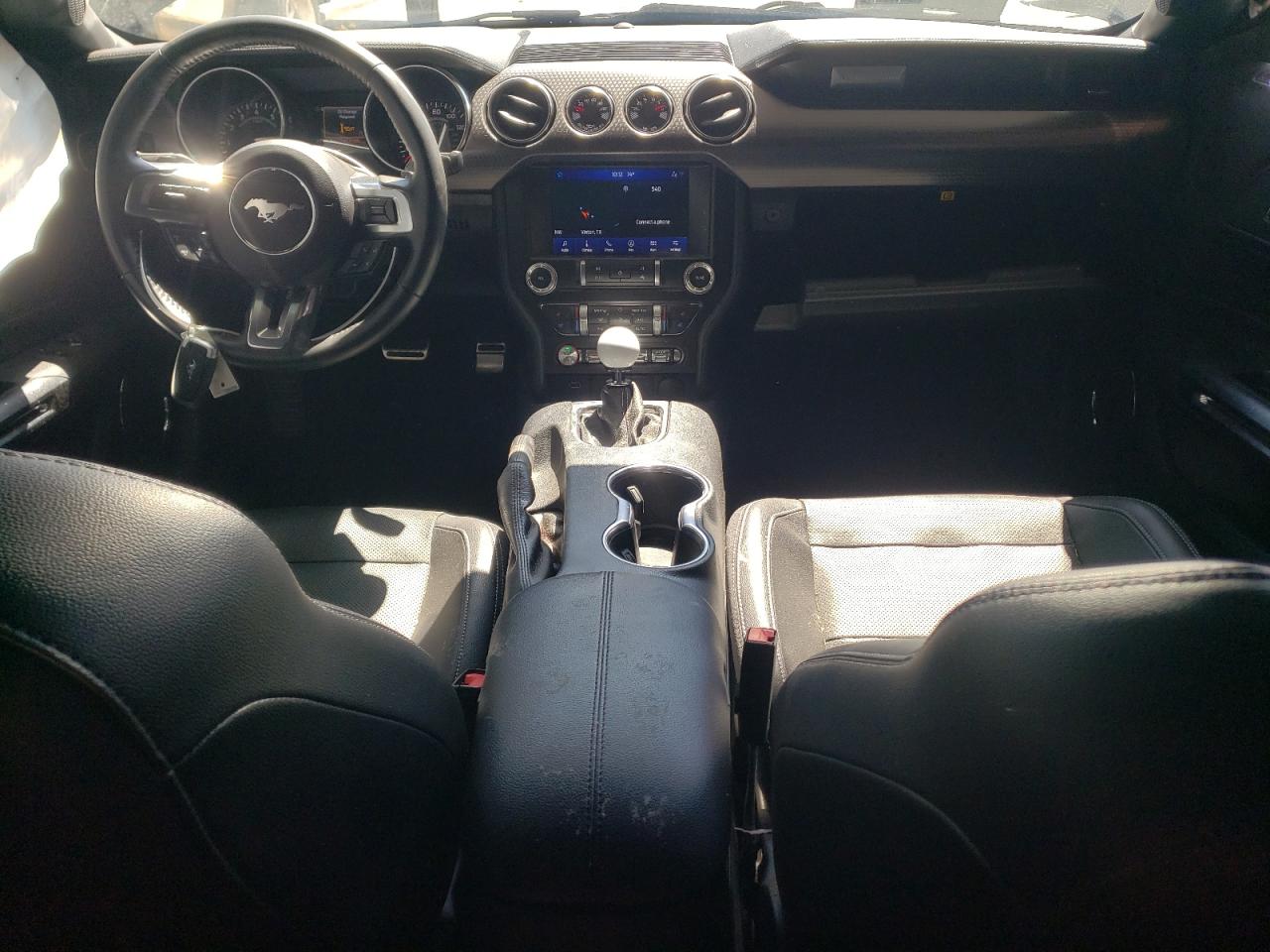 2022 Ford Mustang - Image 8