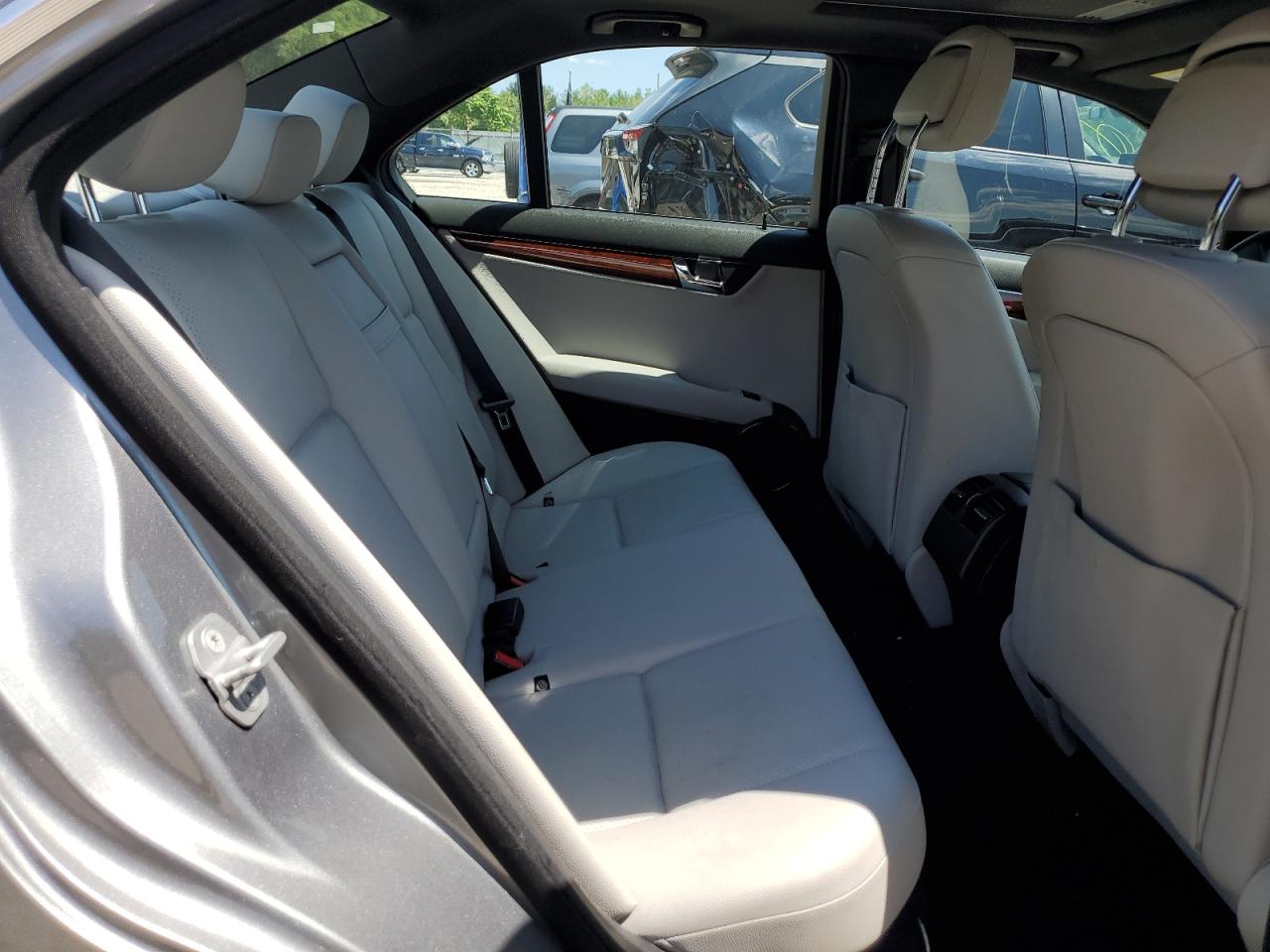 2011 Mercedes-Benz C 300 4Matic VIN: WDDGF8BBXBR187083 Lot: 63247024