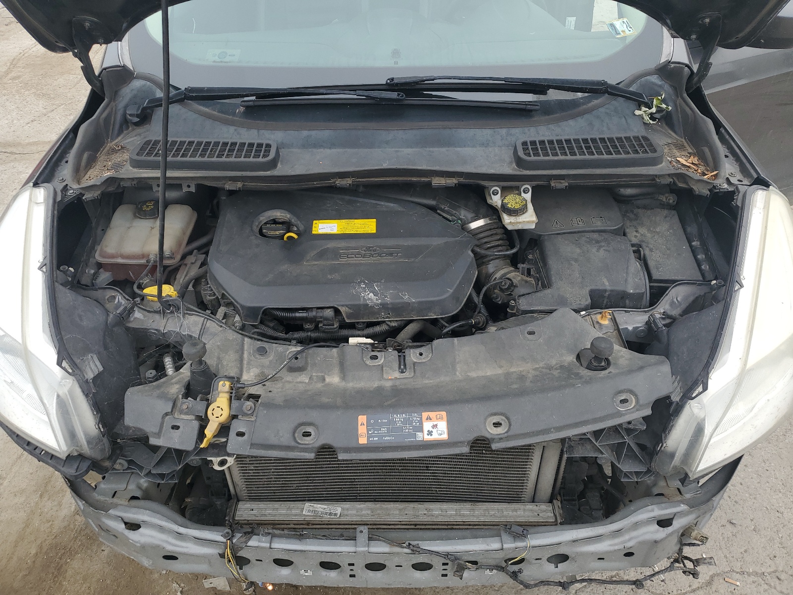 1FMCU9GX3GUA18970 2016 Ford Escape Se