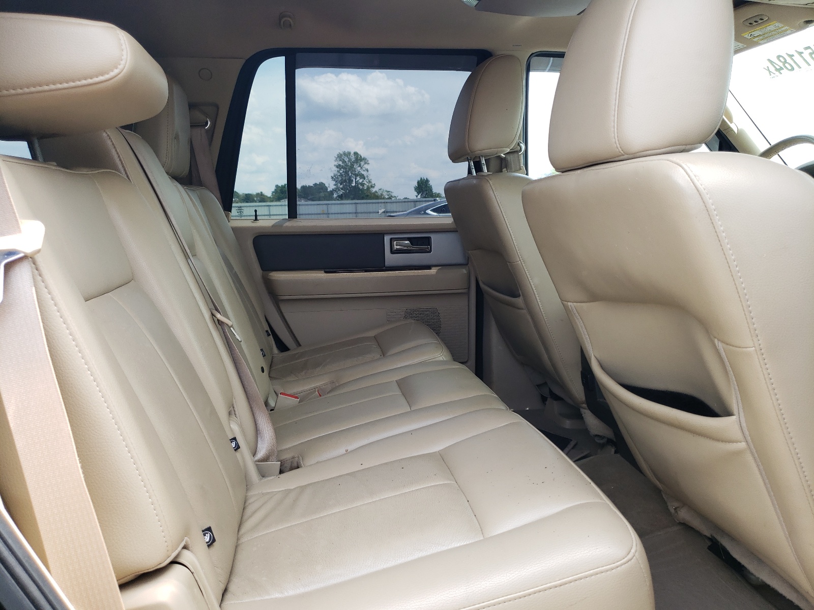 1FMJU1H5XEEF23689 2014 Ford Expedition Xlt