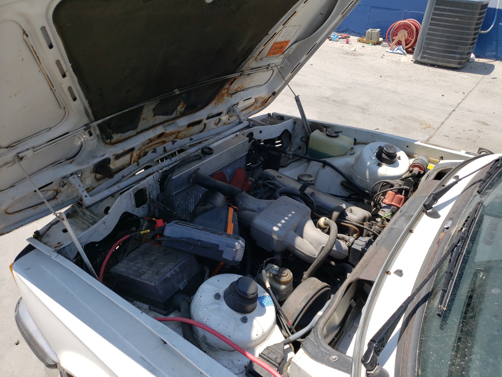 WBAAG3302B8023701 1981 BMW 320 I