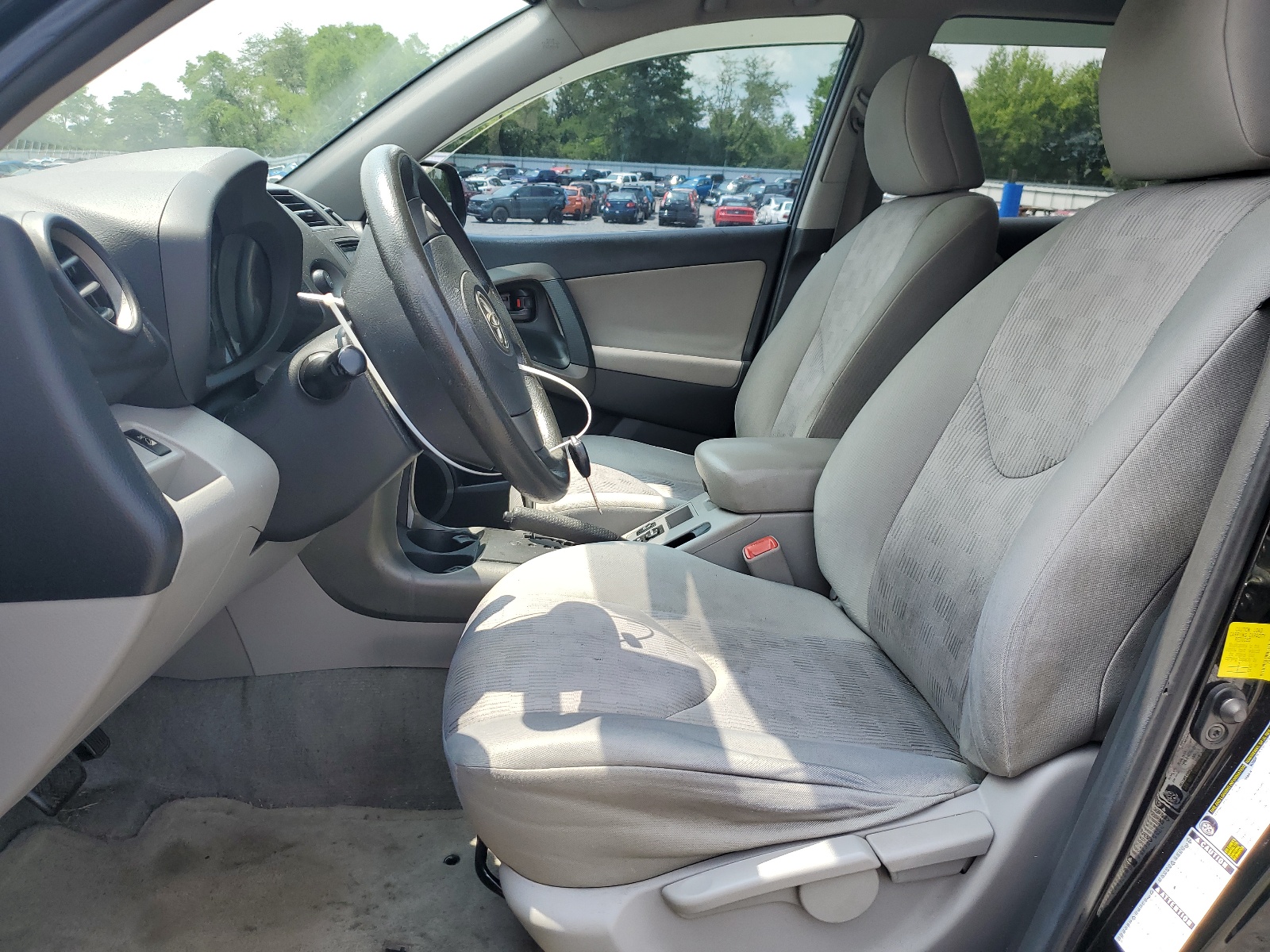 2T3JF4DVXBW154195 2011 Toyota Rav4