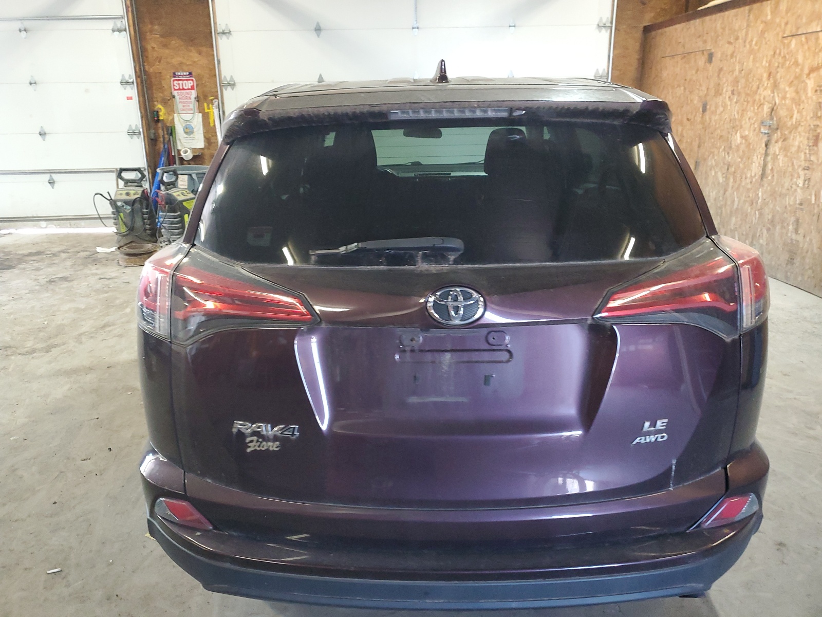 2T3BFREV7HW683290 2017 Toyota Rav4 Le