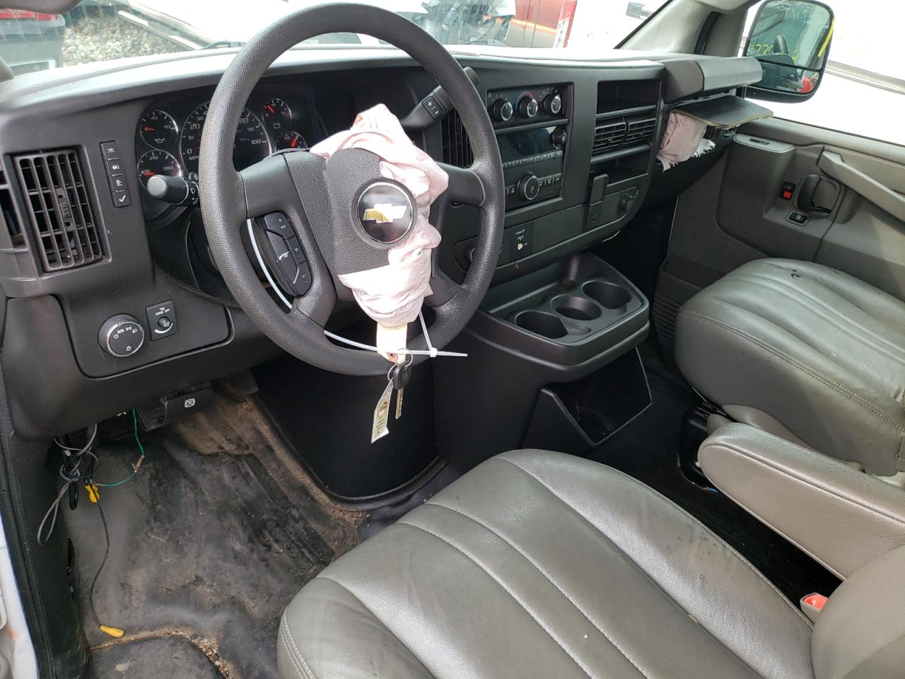 2017 Chevrolet Express G2500 VIN: 1GCWGAFF1H1122704 Lot: 64772564