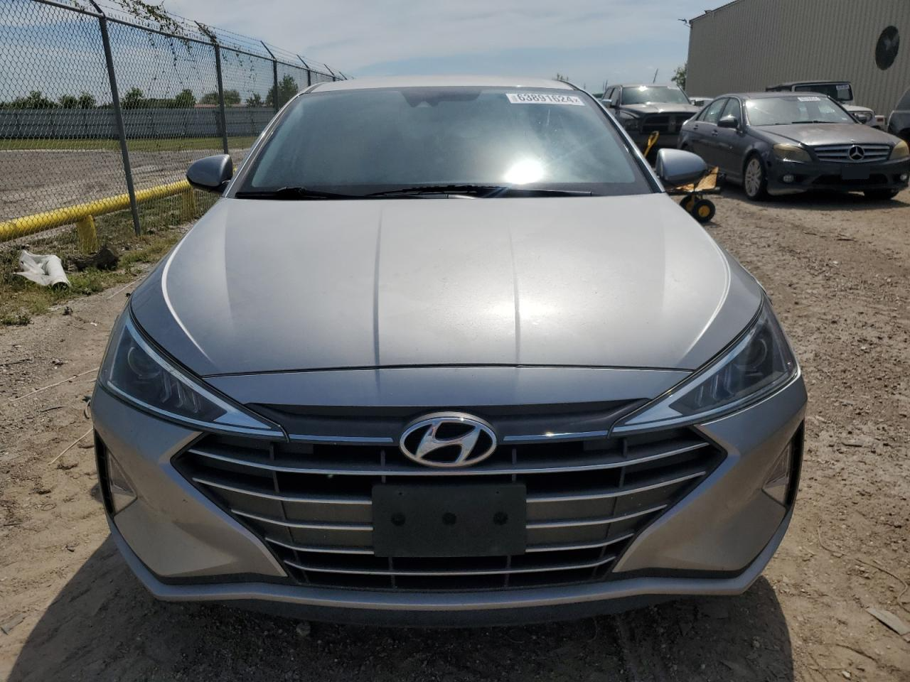 2020 Hyundai Elantra Sel vin: 5NPD84LF2LH573992