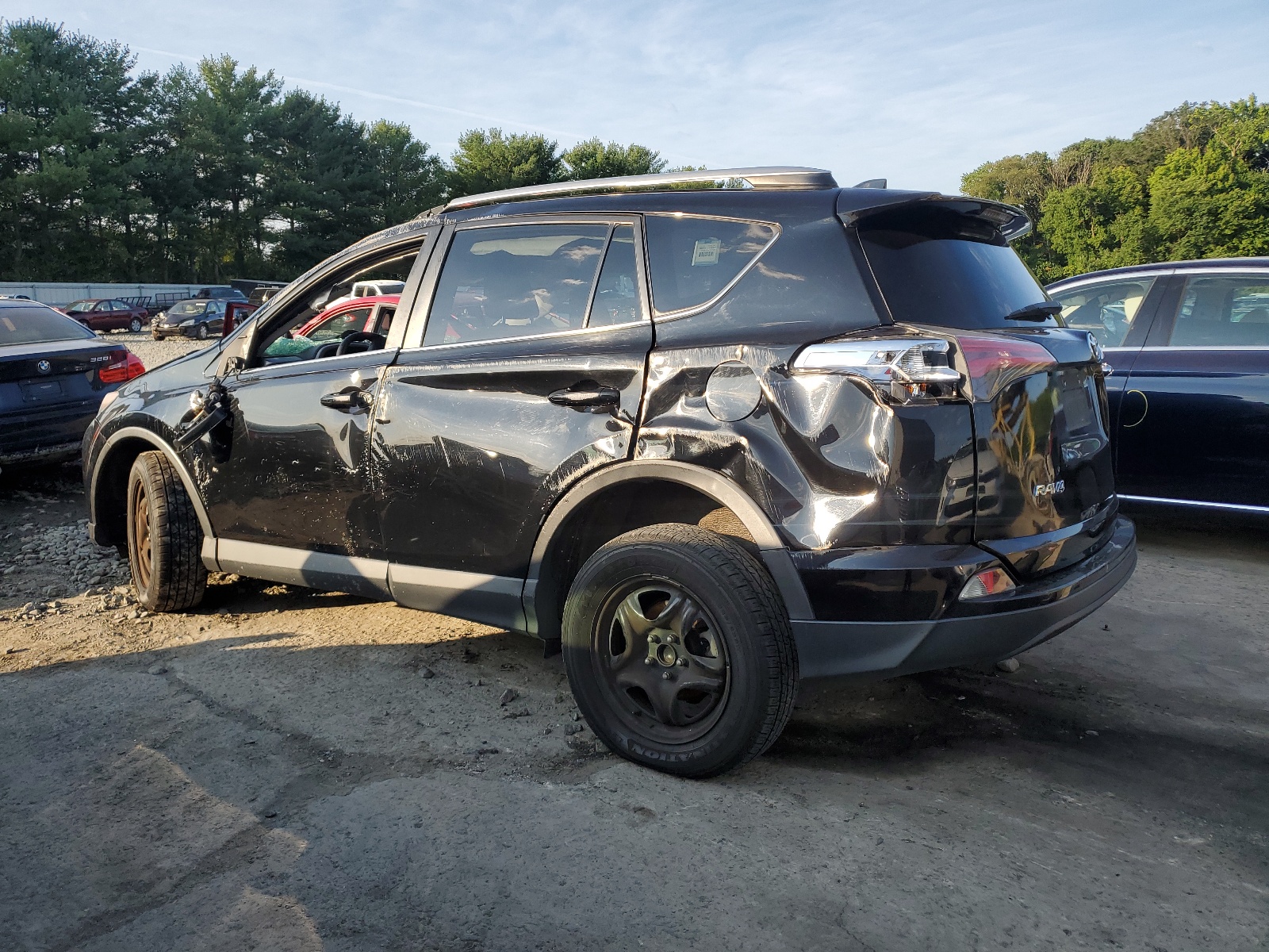 2016 Toyota Rav4 Le vin: 2T3ZFREV0GW244753