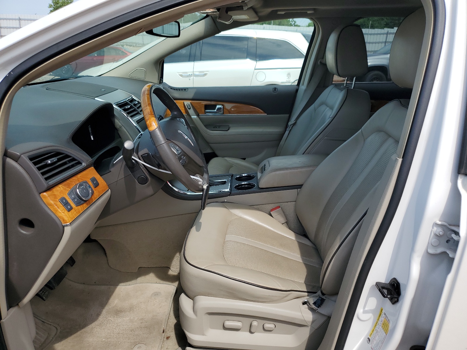 2LMDJ6JK1EBL15199 2014 Lincoln Mkx