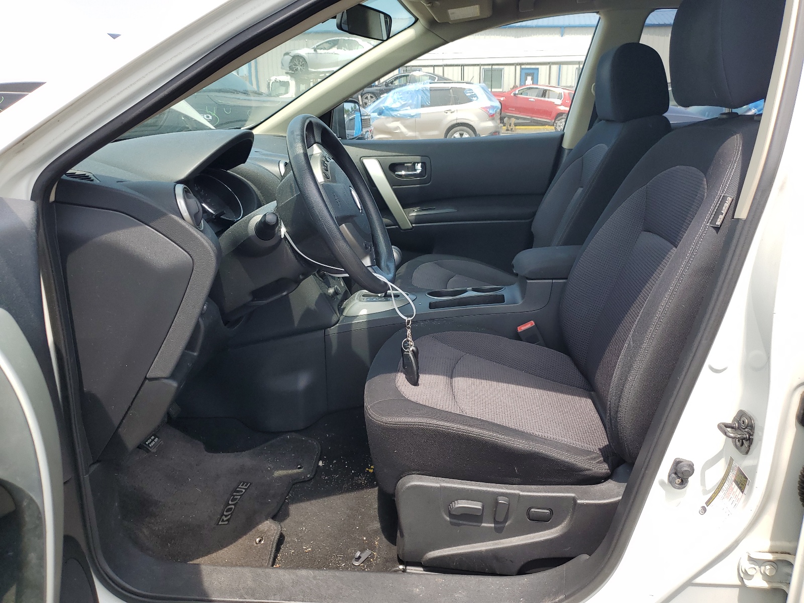 JN8AS5MV6BW313074 2011 Nissan Rogue S