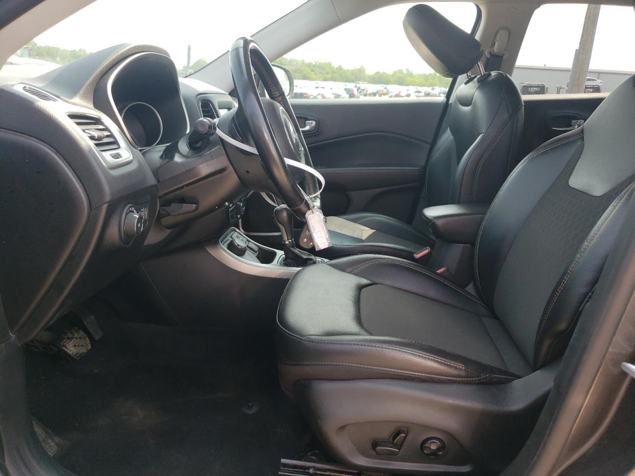 2019 Jeep Compass Latitude VIN: 3C4NJDBB5KT835798 Lot: 64882064