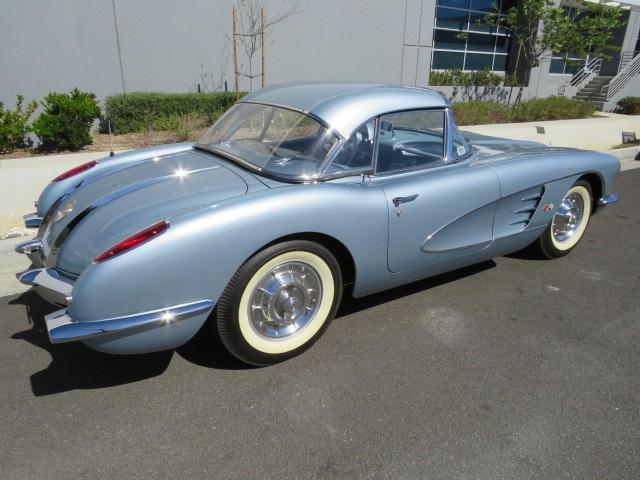 1958 CHEVROLET CORVETTE