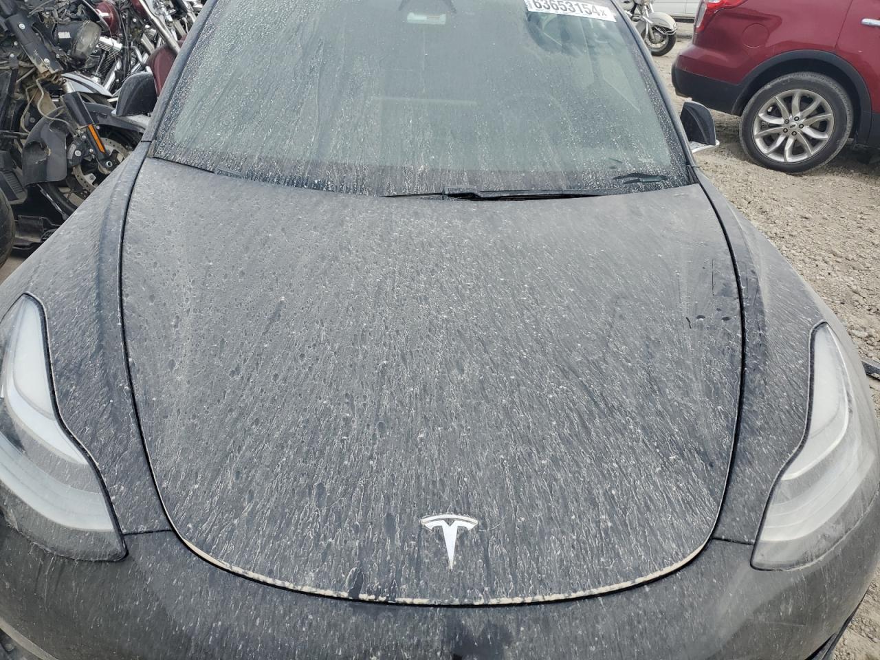 5YJ3E1EA0JF018572 2018 Tesla Model 3