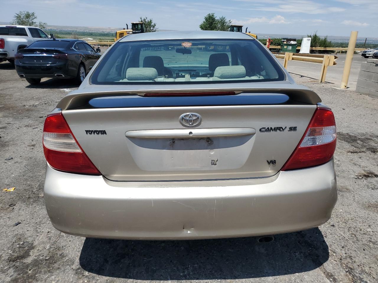2004 Toyota Camry Se VIN: 4T1BA32KX4U017324 Lot: 64265104