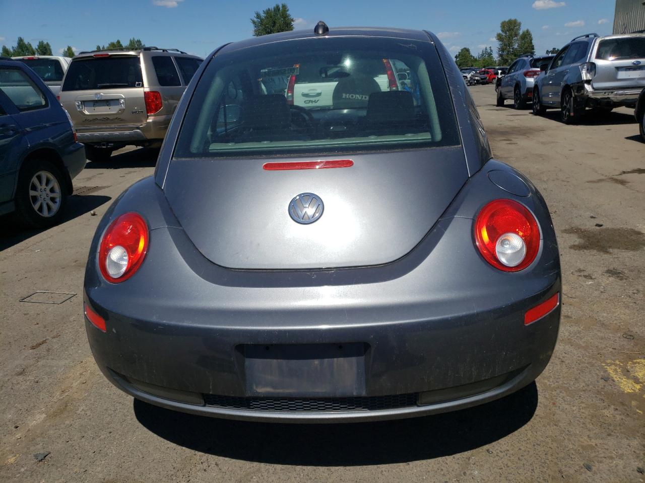 2006 Volkswagen New Beetle 2.5L Option Package 1 VIN: 3VWRW31C46M412666 Lot: 60120834