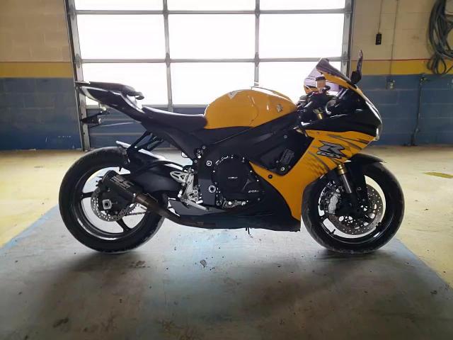 2012 Suzuki Gsx750 VIN: JS1GR7MA2C2101057 Lot: 64095604