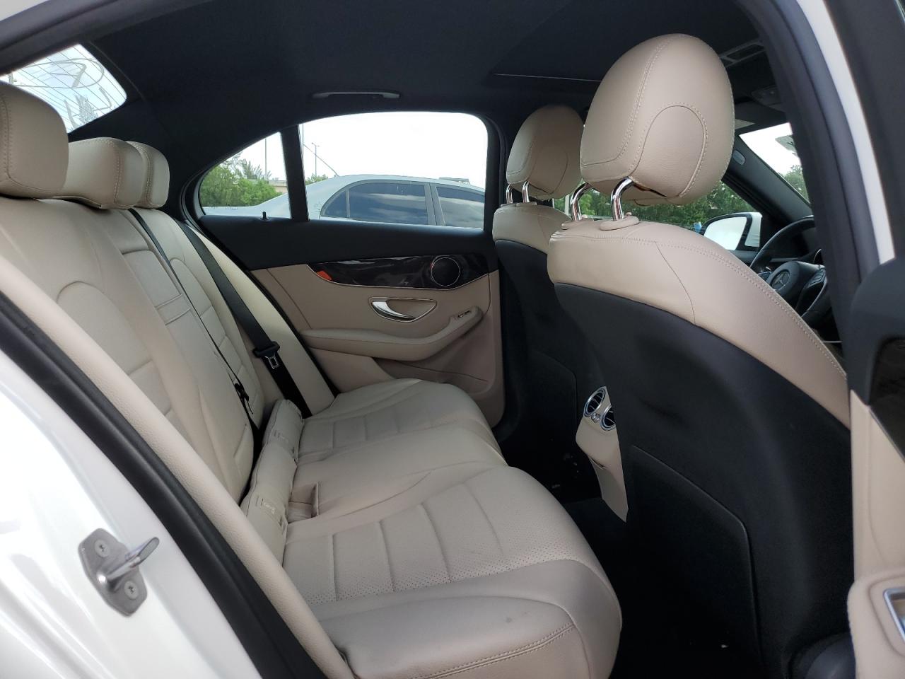 2018 Mercedes-Benz C 300 VIN: 55SWF4JB5JU244034 Lot: 61215044