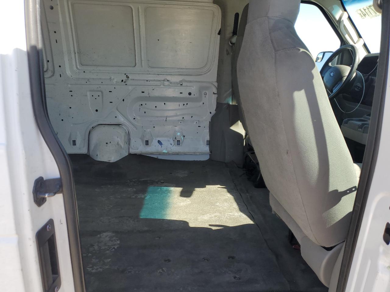 2011 Ford Econoline E150 Van VIN: 1FTNE1EW9BDA74717 Lot: 61077114