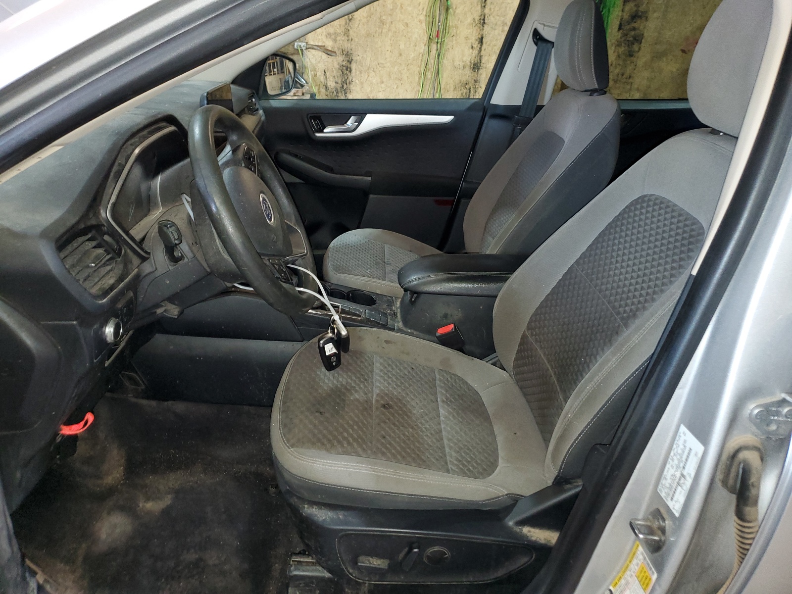 1FMCU9G66LUC17612 2020 Ford Escape Se