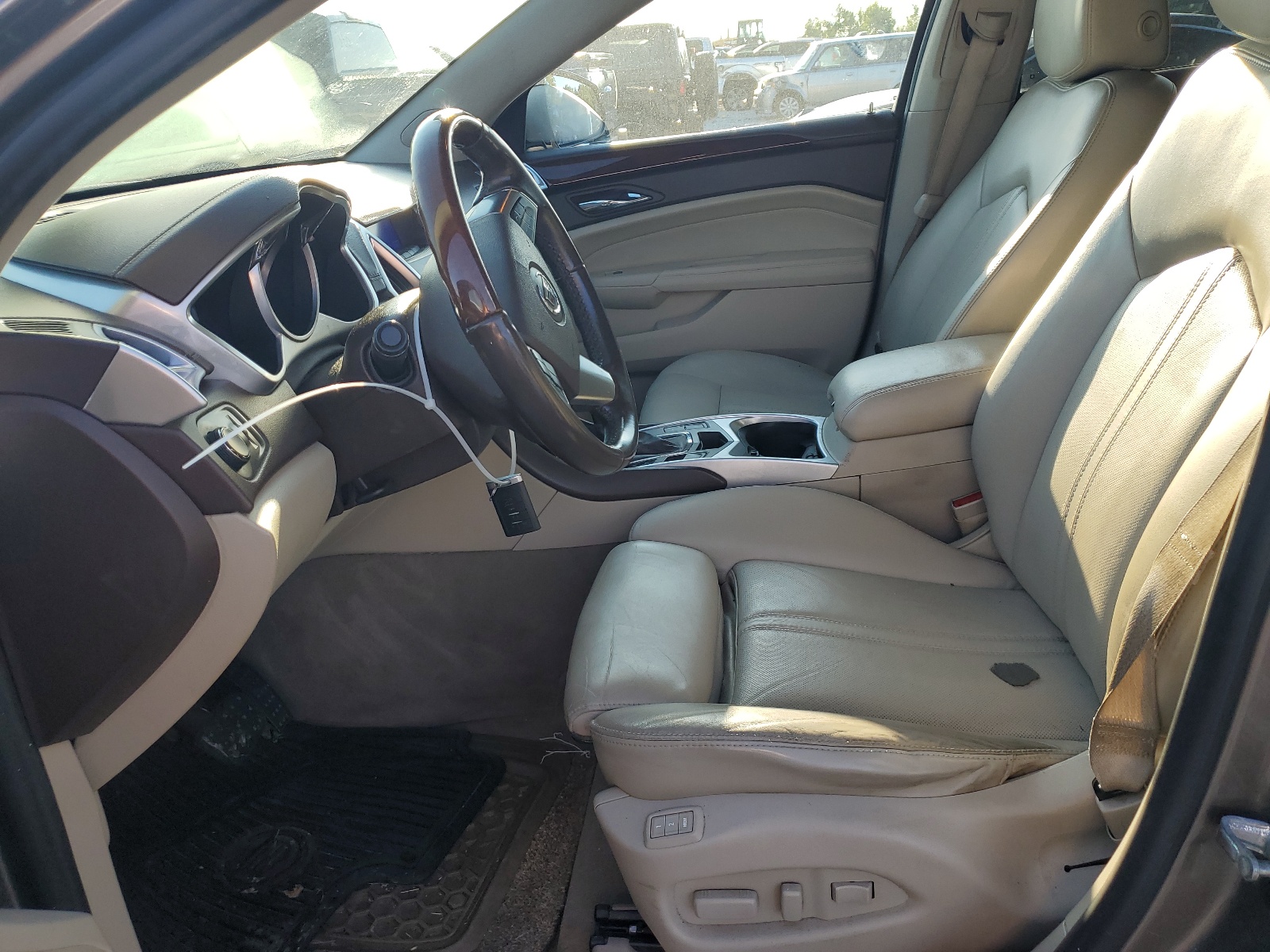 3GYFNAEY9BS615362 2011 Cadillac Srx Luxury Collection