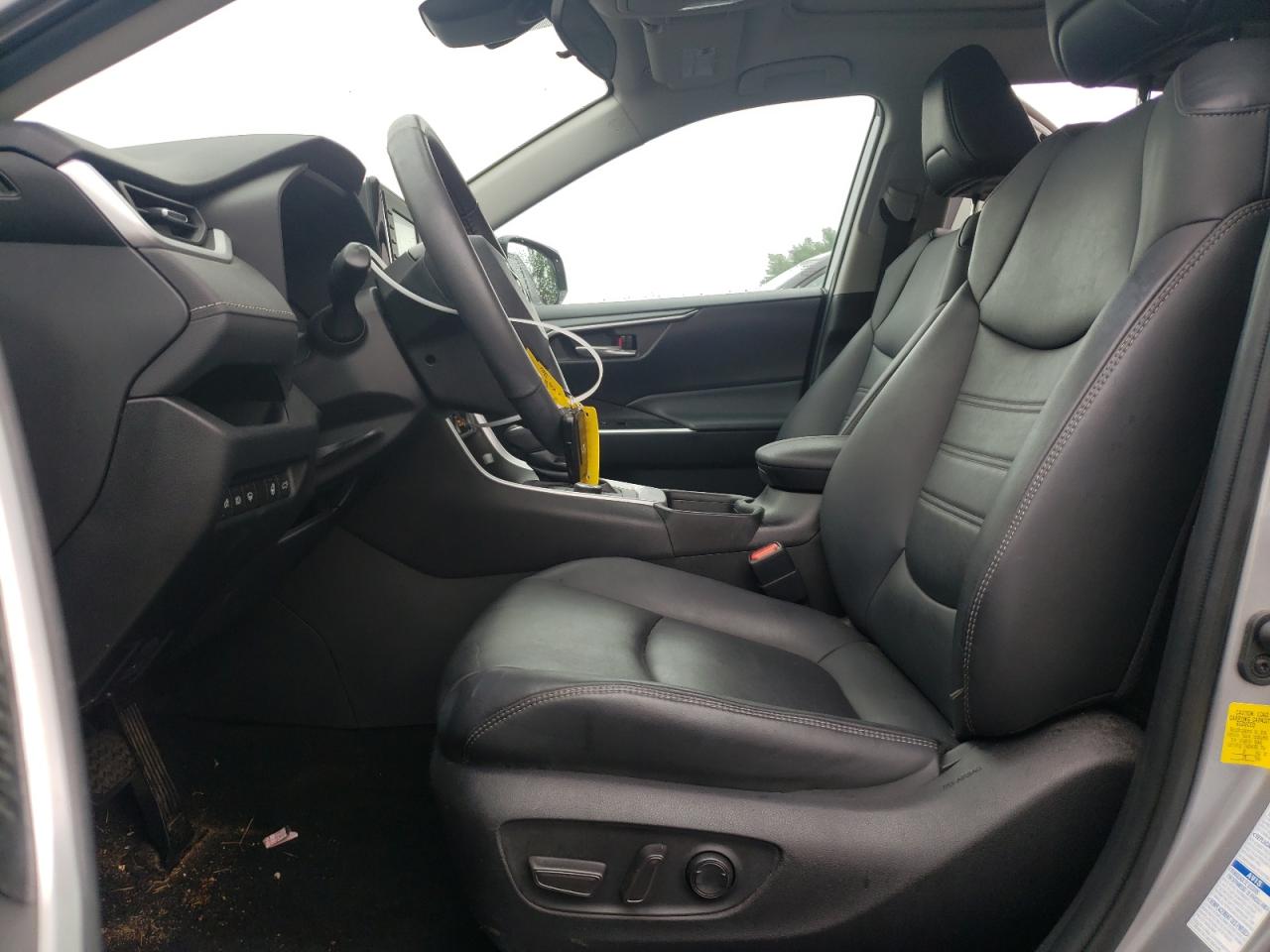 2021 Toyota Rav4 Xle Premium VIN: 4T3B6RFV8MU040861 Lot: 65031374