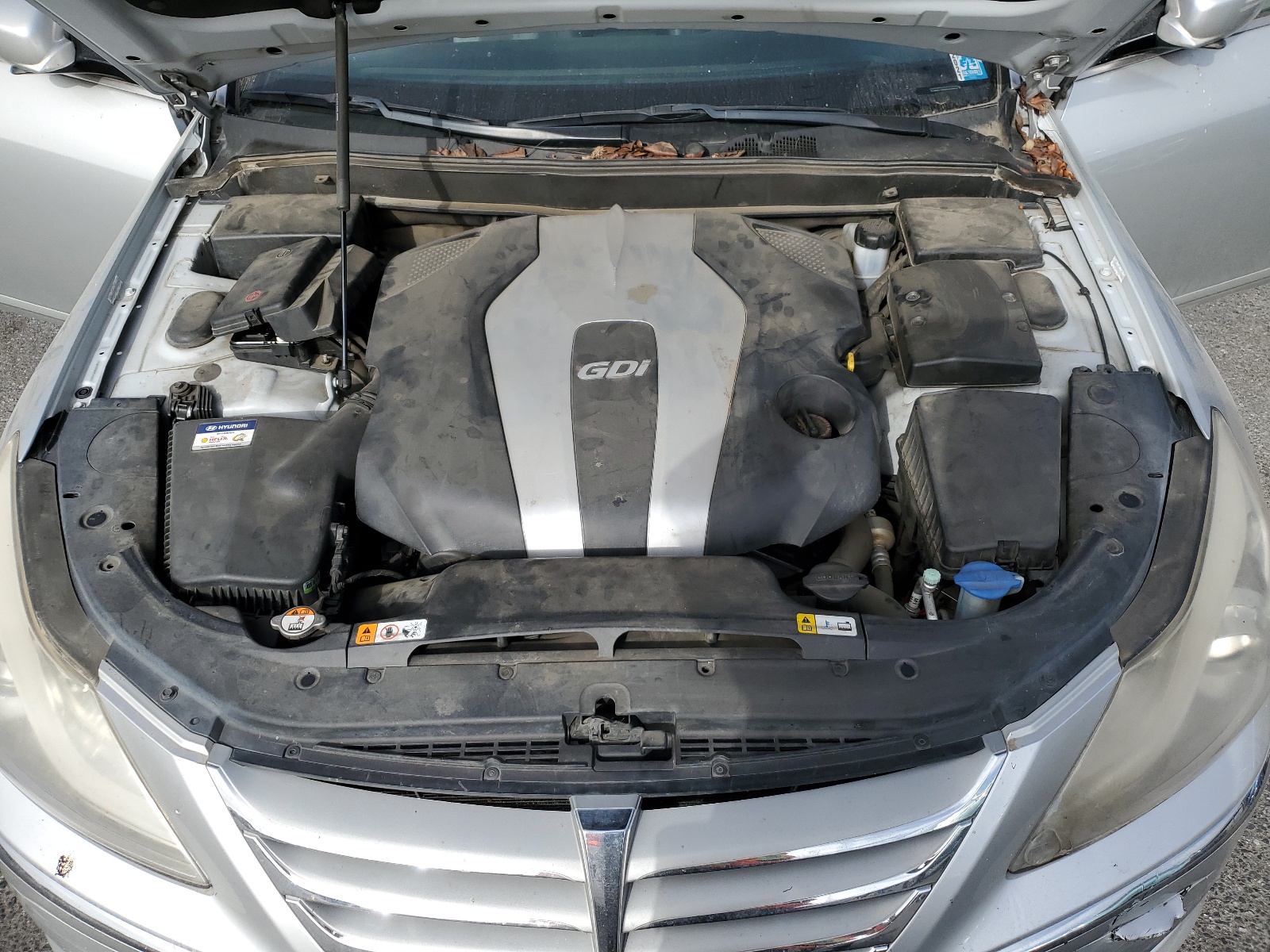 2013 Hyundai Genesis 3.8L vin: KMHGC4DD8DU247366