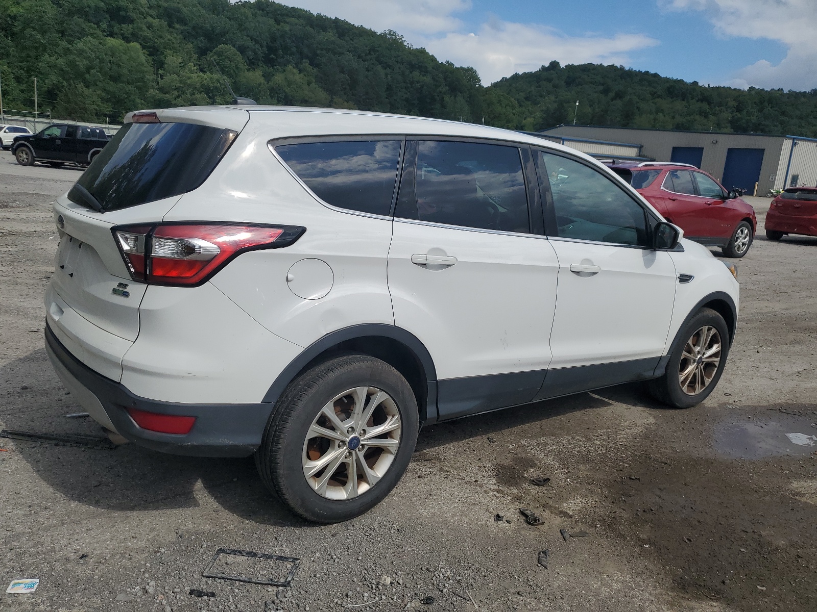 2017 Ford Escape Se vin: 1FMCU9GD5HUC27991