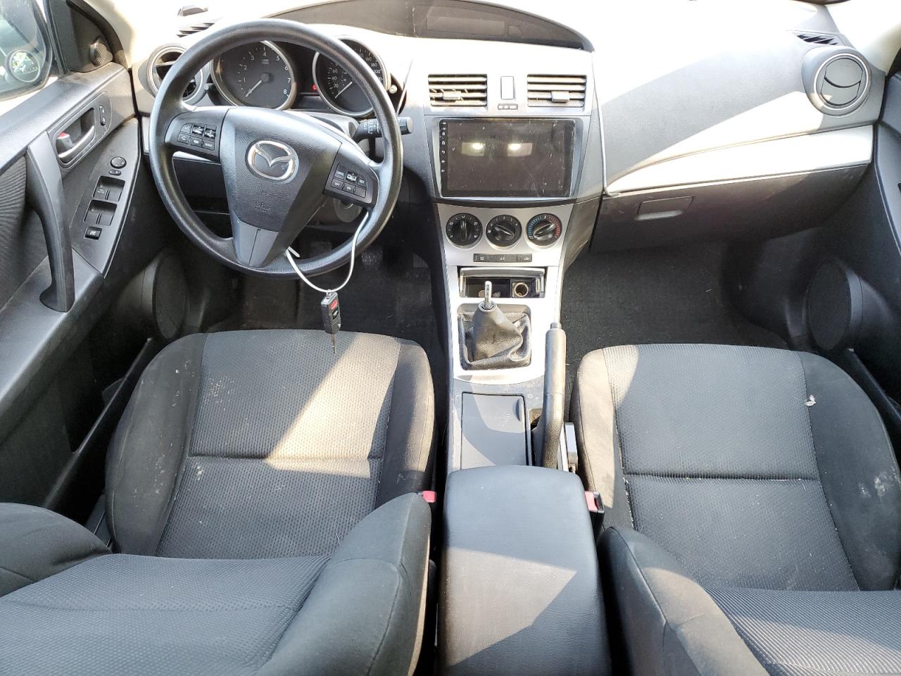 2010 Mazda 3 S VIN: JM1BL1H5XA1322582 Lot: 63651964