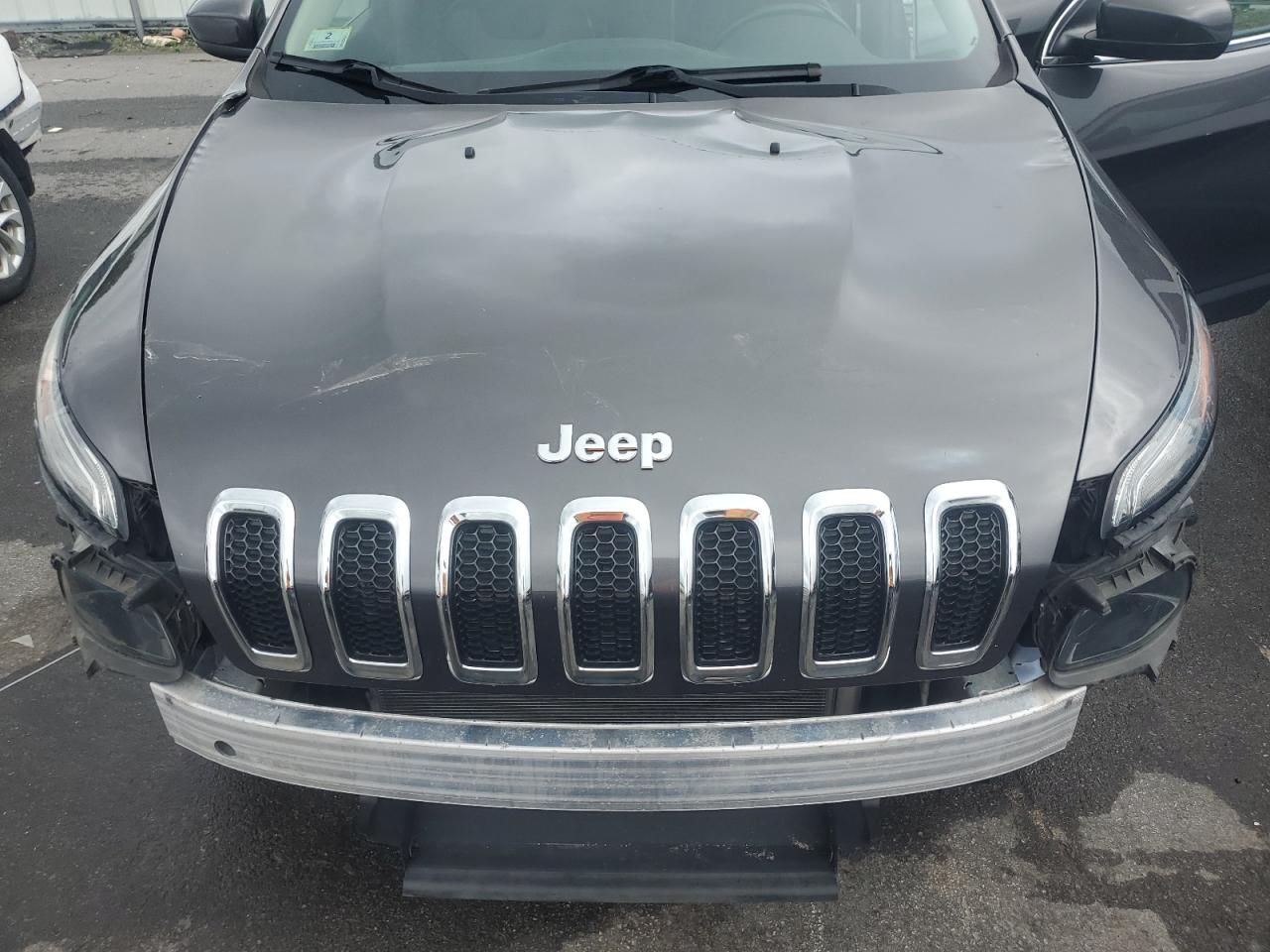 2018 Jeep Cherokee Latitude Plus VIN: 1C4PJMLX2JD529732 Lot: 62802484