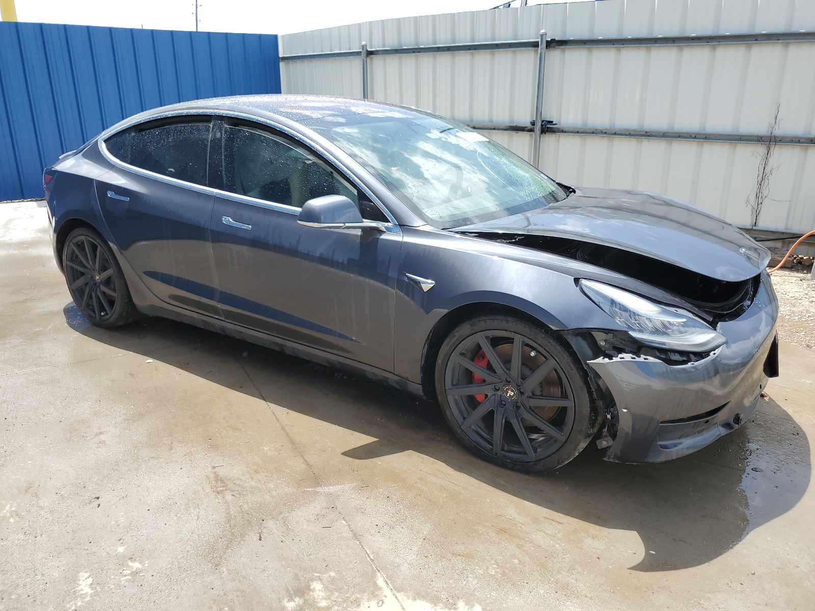 5YJ3E1EB8JF079192 2018 Tesla Model 3