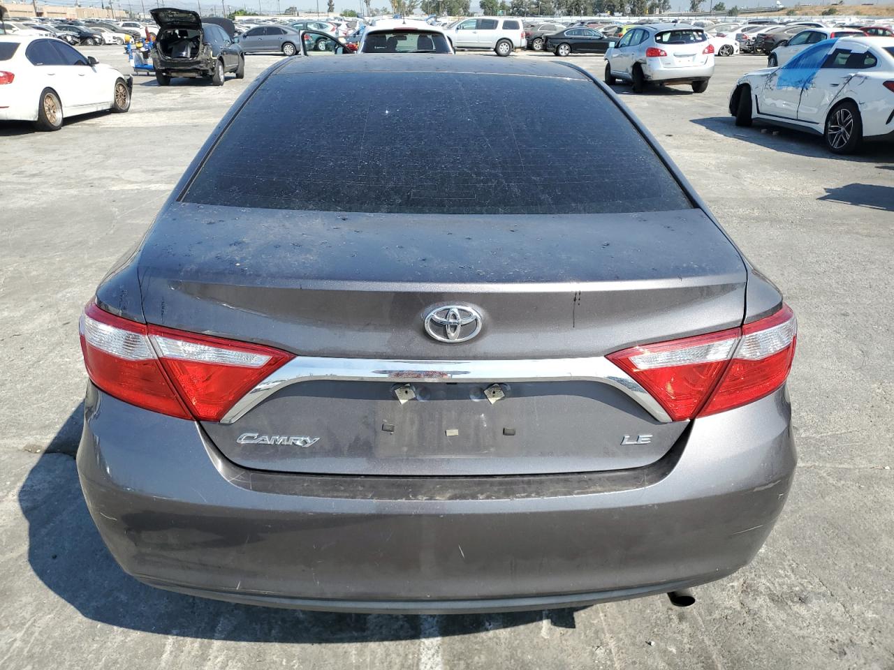 4T4BF1FK2GR554344 2016 Toyota Camry Le