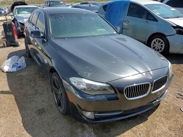 2011 BMW 535 Xi VIN: WBAFU7C52BC780631 Lot: 63249454