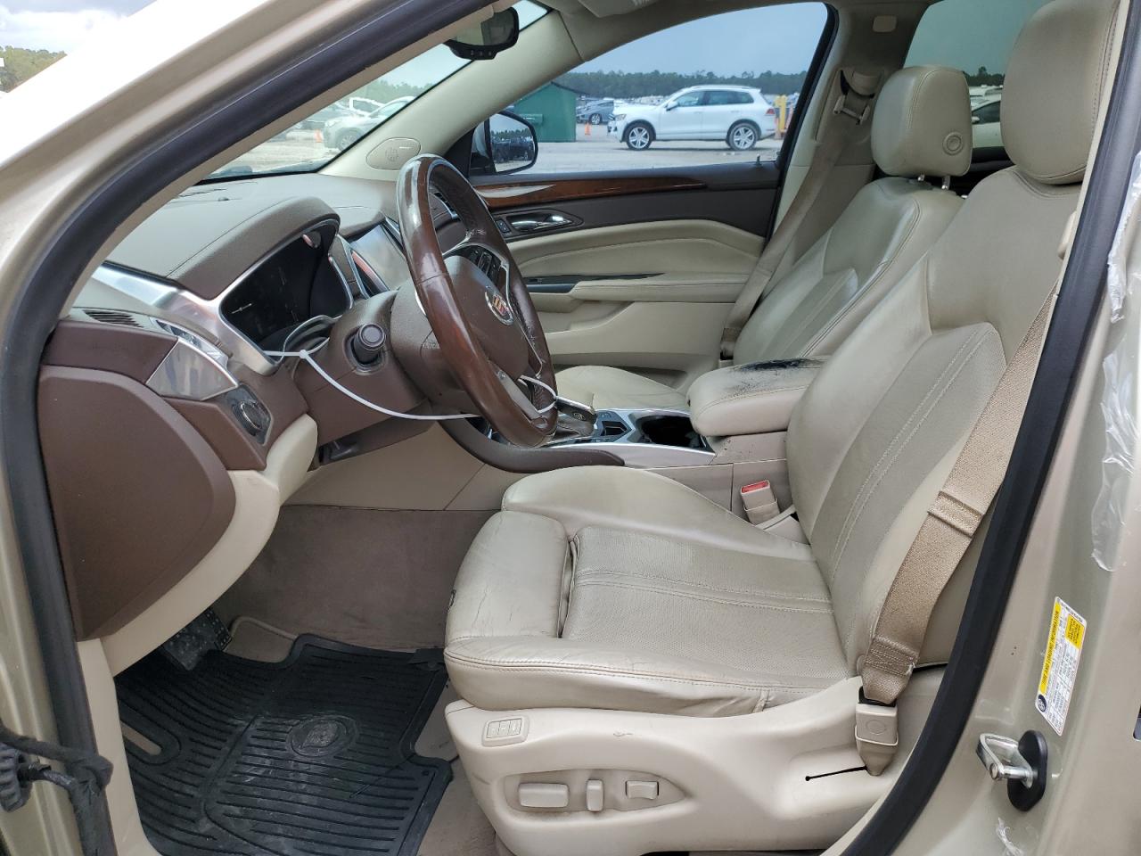 2015 Cadillac Srx Luxury Collection VIN: 3GYFNBE33FS547656 Lot: 64348354