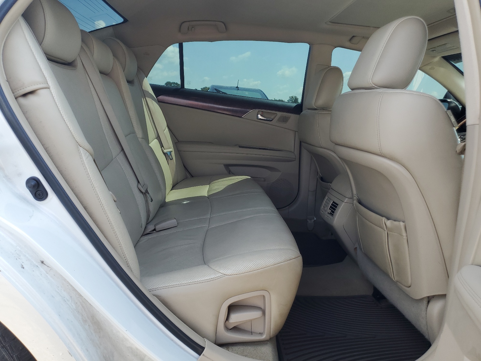 4T1BK3DB4BU383996 2011 Toyota Avalon Base