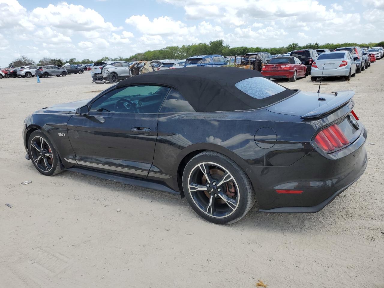 1FATP8FF7H5276912 2017 FORD MUSTANG - Image 2