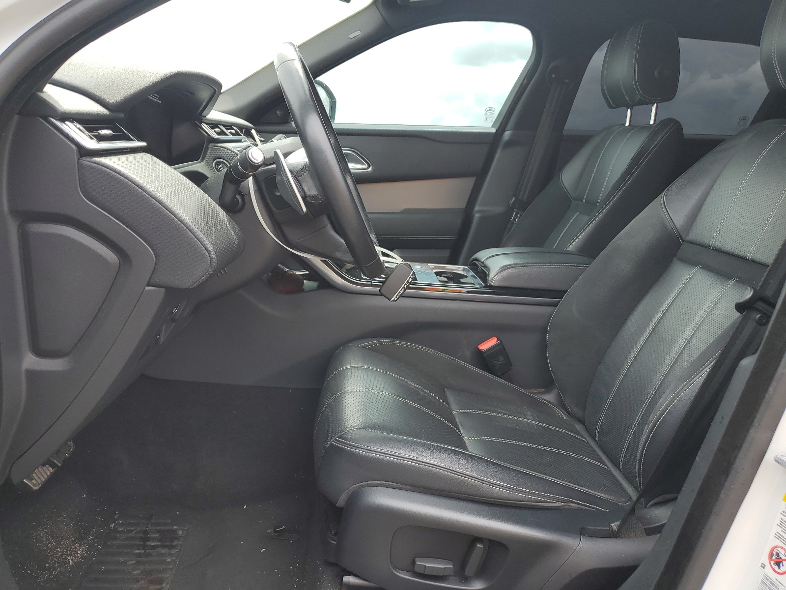 SALYL2RVXJA747131 2018 Land Rover Range Rover Velar R-Dynamic Se