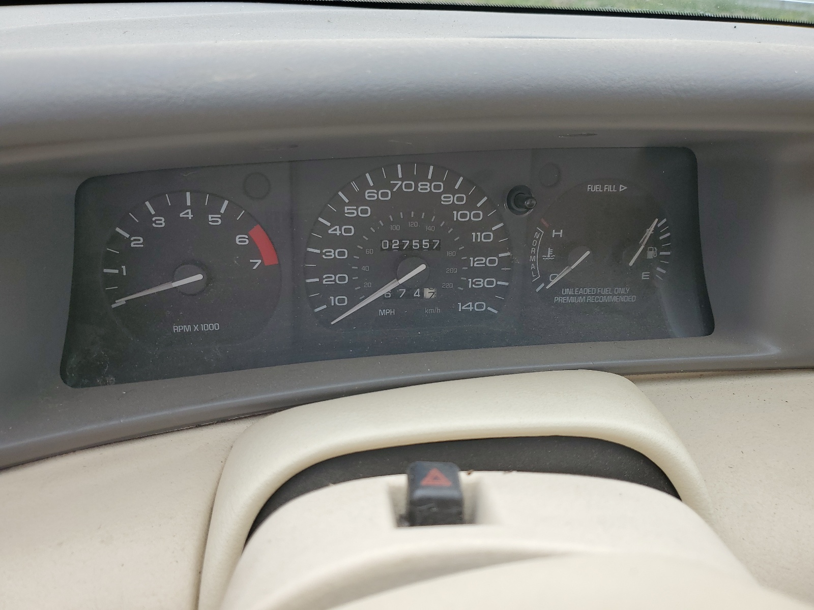 1LNLM91V4SY613612 1995 Lincoln Mark Viii Base