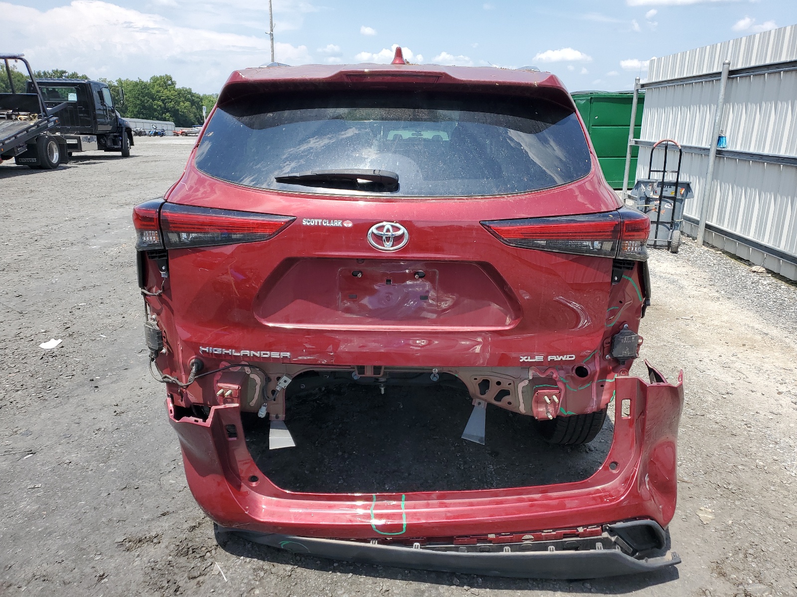 5TDGZRBH2MS084949 2021 Toyota Highlander Xle