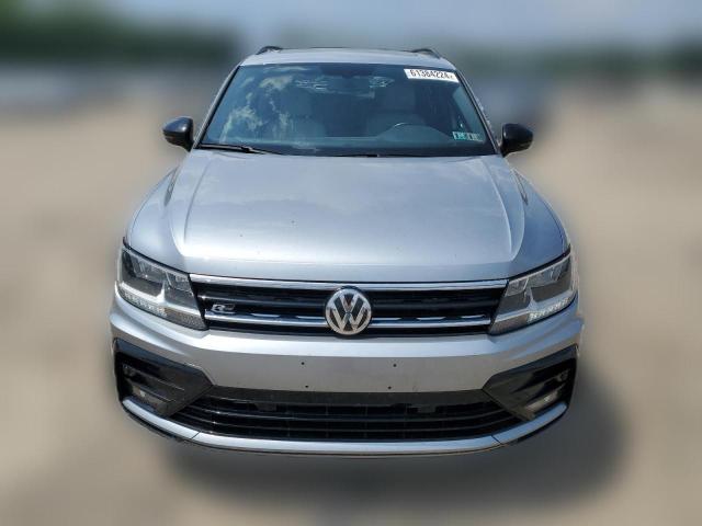  VOLKSWAGEN TIGUAN 2020 Серебристый