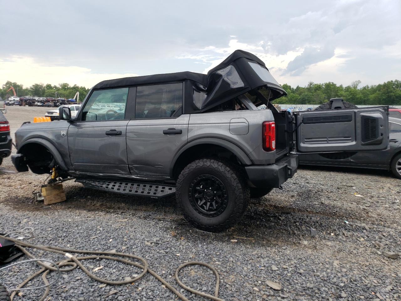 2023 Ford Bronco Base VIN: 1FMDE5BH1PLB19926 Lot: 63532694